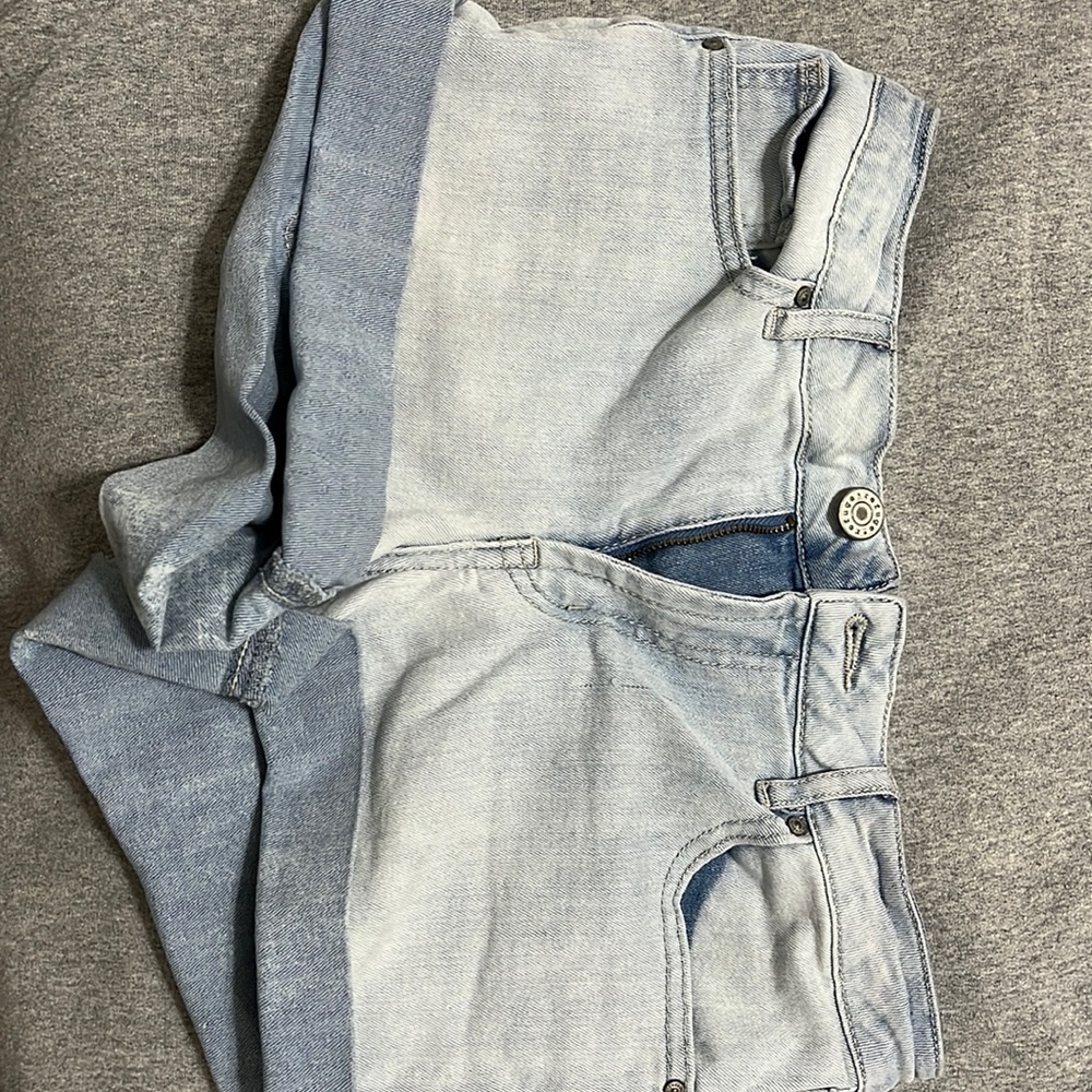 Refuge denim shorts size 2